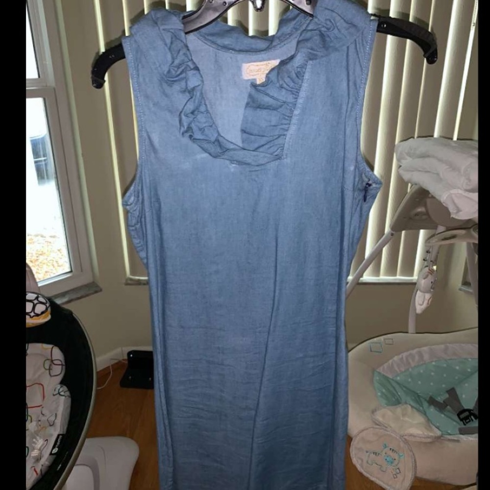 Dress - Picture 2 of 2